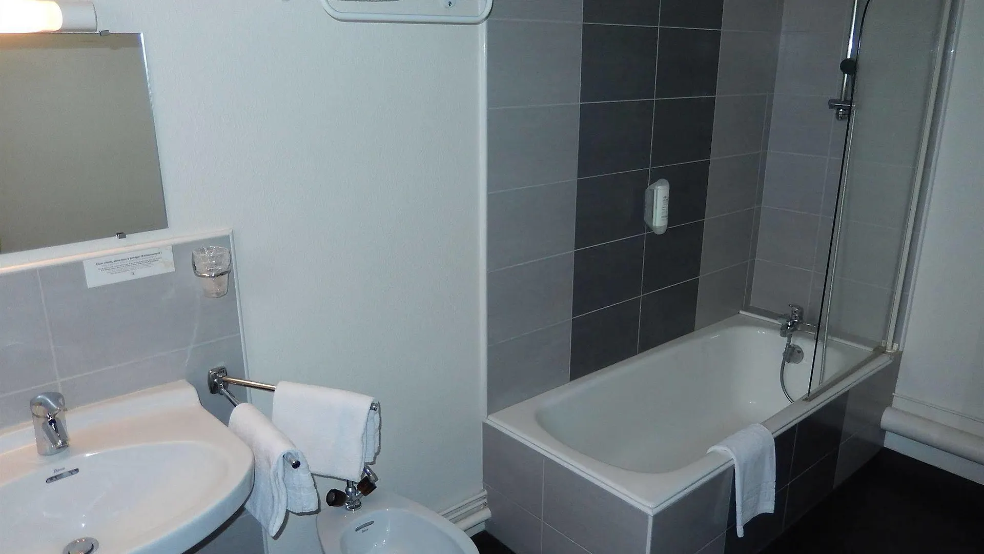 Logis Hotel Lodge La Valette Cesson-Sevigne